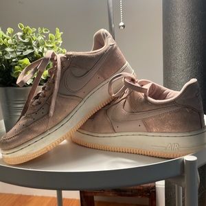 Nike air force one W 7.5